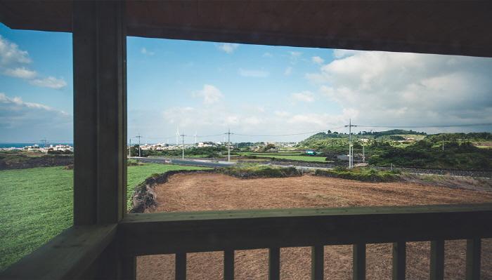 Red Windmill Pension Jeju Ngoại thất bức ảnh
